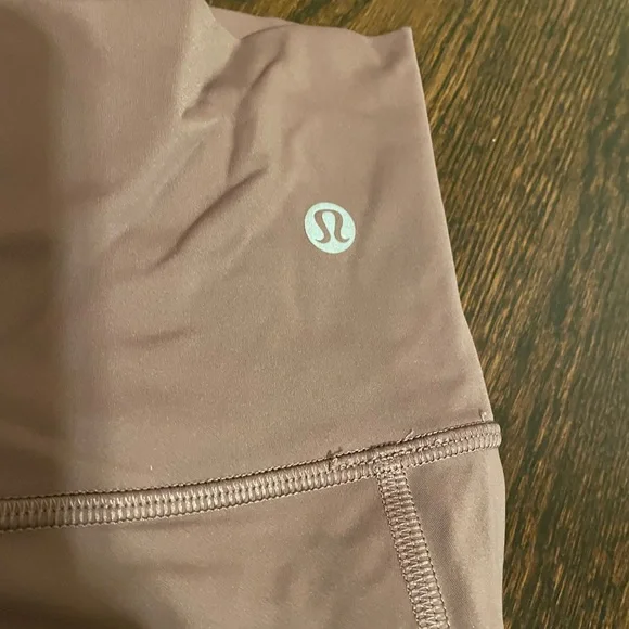 Lululemon Wunder Unders, size 8, “Antique Bark” Nulux high rise - VGUC - Picture 3 of 8